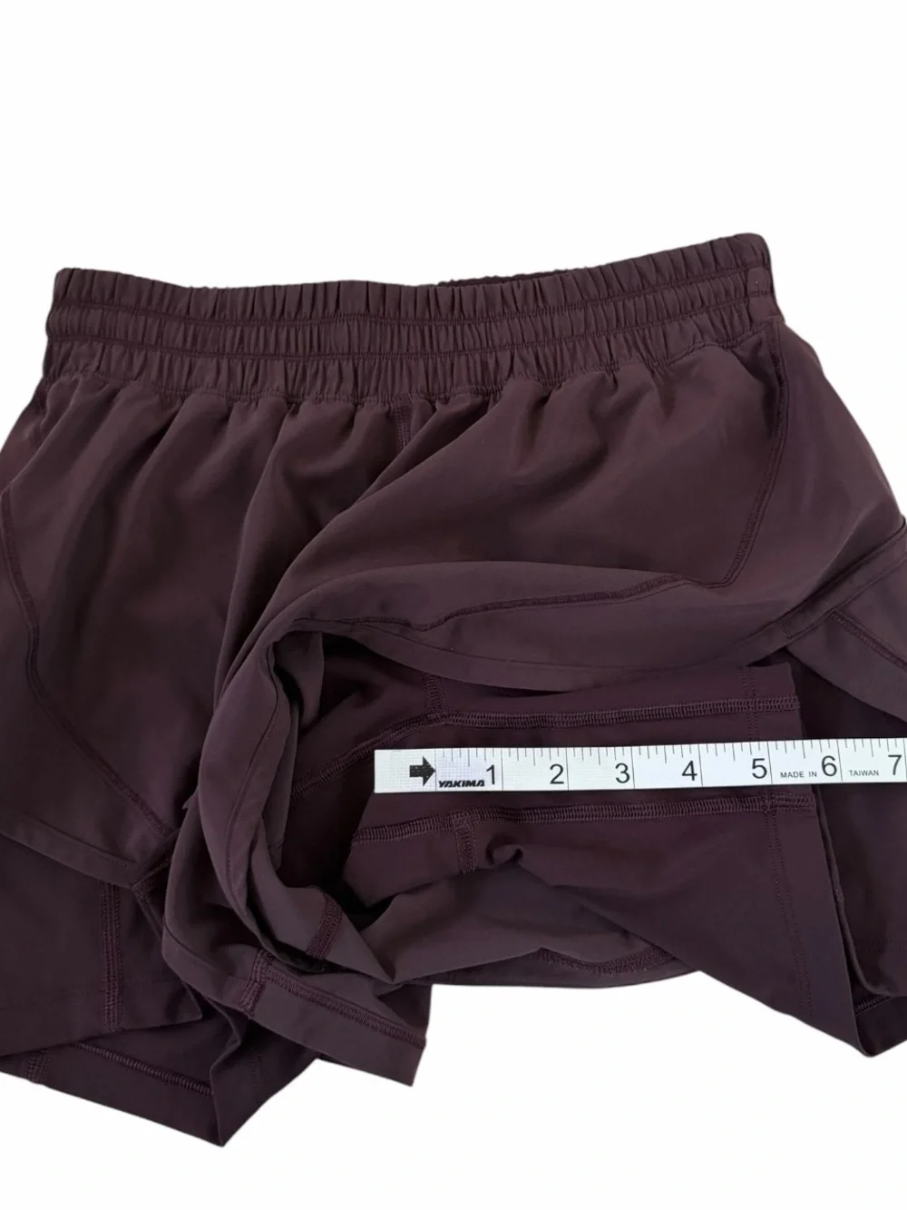 Lululemon Hotty Hot High Rise Lined 2.5
